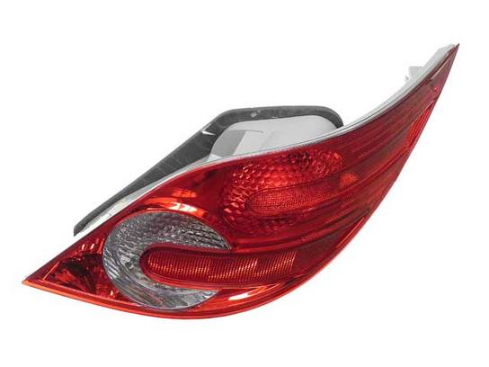 Mercedes Tail Light Assembly - Passenger Side Outer 2518201664